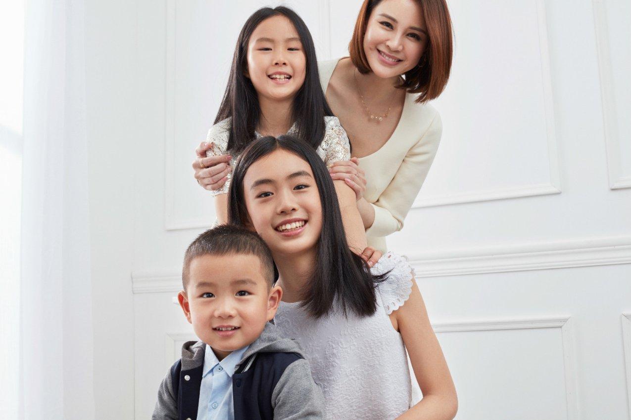 五彩几何塔